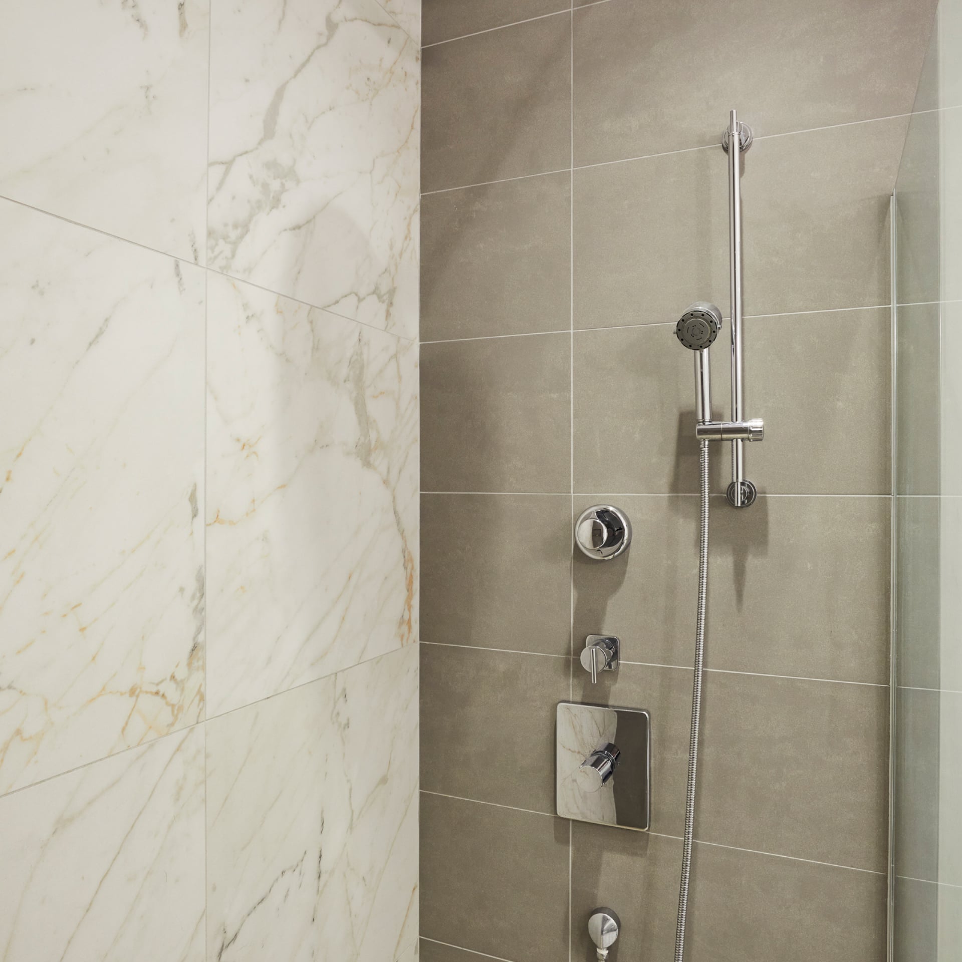 Natural Bathroom Stone Design Ideas